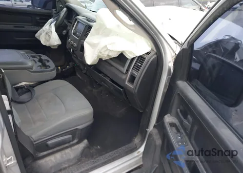 2013 Ram 1500 Express z USA, uszkodzony, nr VIN 1C6RR6FT6DS629314